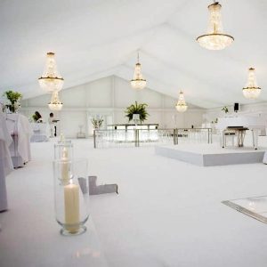 decoracion eventos de lujo alquiler Lamparas de araña para eventos y bodas