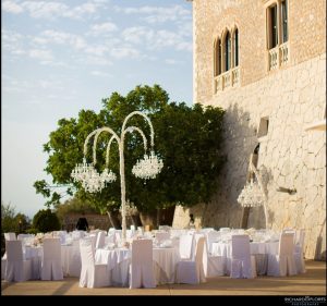 iluminacion para bodas en jardin